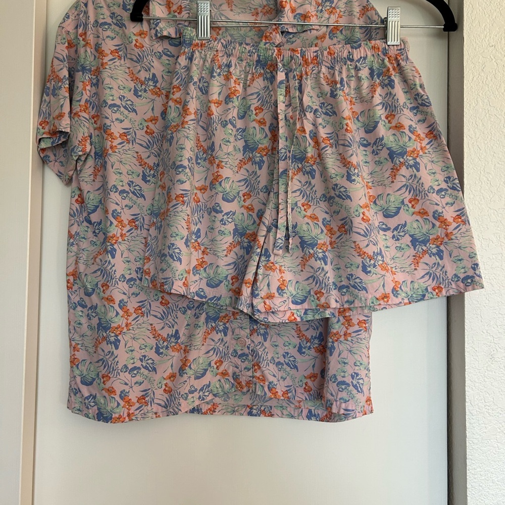 Uniqlo Pink Floral Pajama Set XS